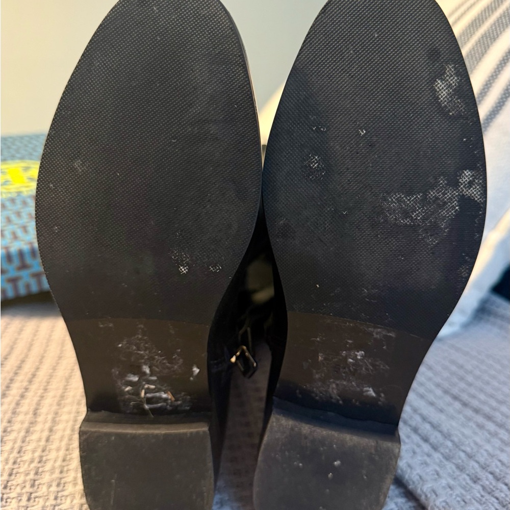 Tory Burch Perfect Black Wyatt 2 Boot Calf Leather Stretch. Like New! - Picture 11 of 12
